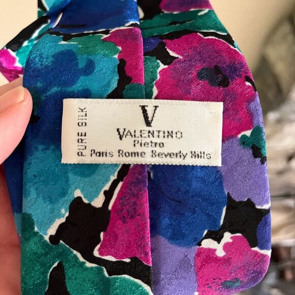 Valentino Pietro Vintage Vibrant Silk Floral Tie - Picture 3 of 3